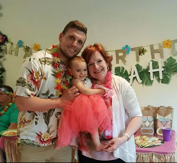 Chris Distefano Moved Off From Girlfriend! It’s Family Now